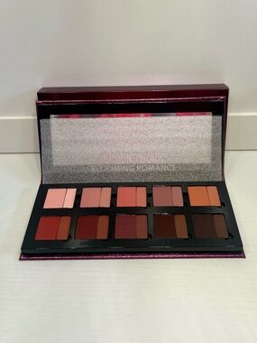 Danessa Myricks Beauty Groundwork Blooming Romance Palette